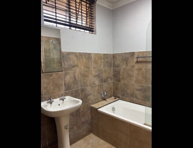 2 BEDROOM APARTMENT TO LET IN HATFIELD